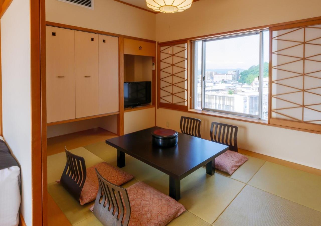 Apa Hotel Miyazaki Nobeoka Ekimae Exteriör bild